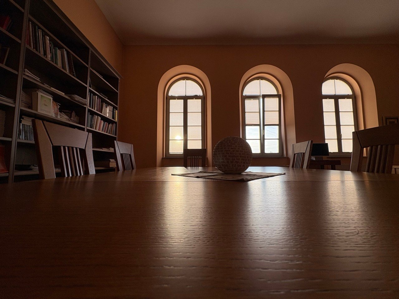 Samostanska knjižnica